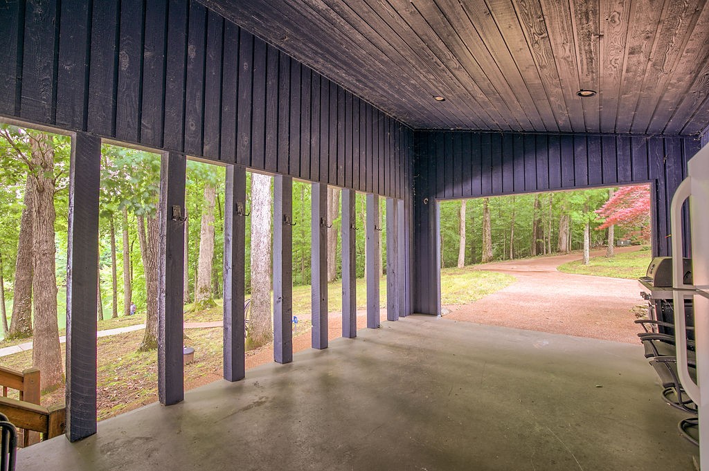 385 Riva Lake Road Winchester, TN 37398 - Photo 14 of 60