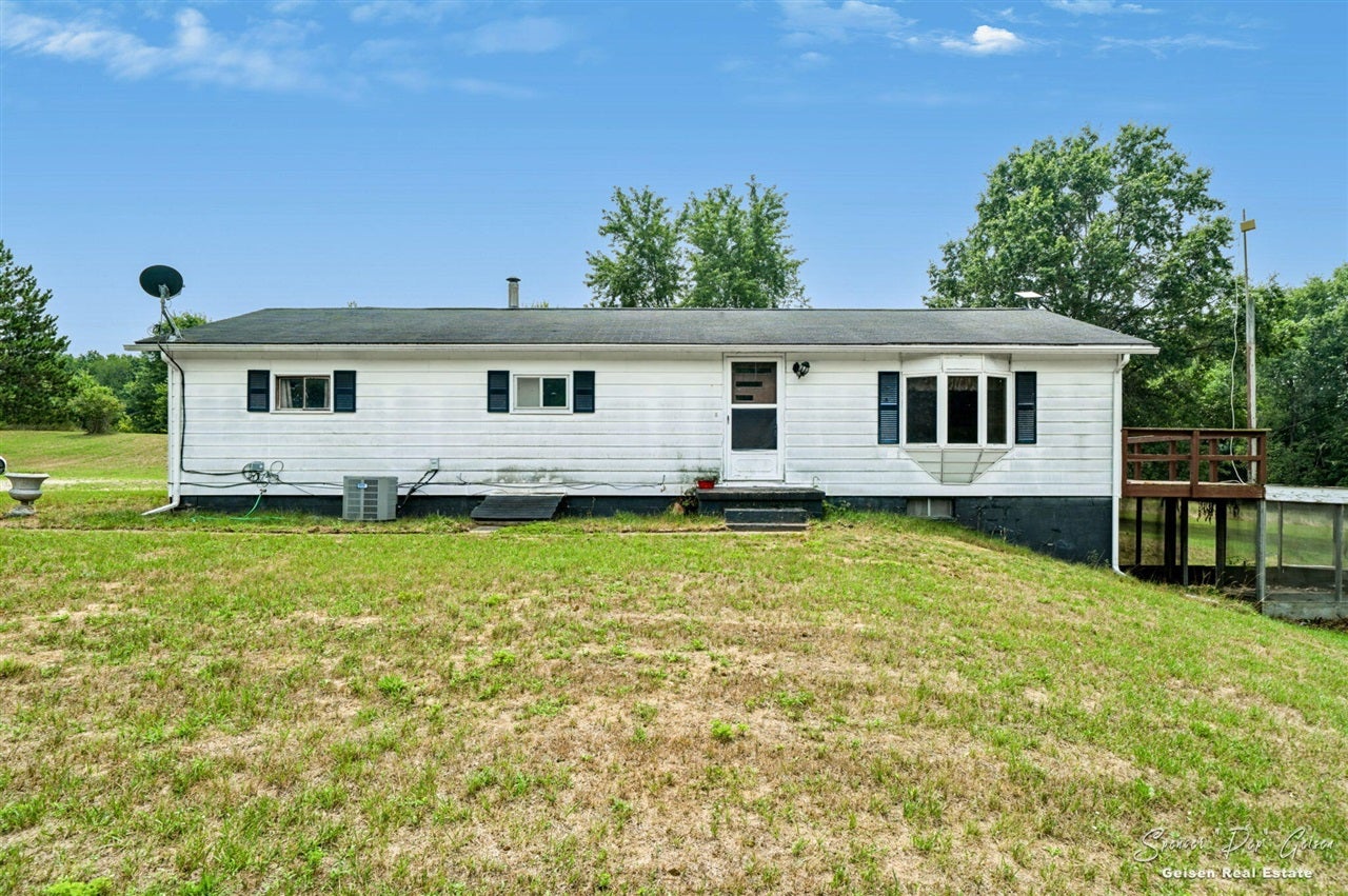2168 Kellogg Road Ionia, MI 48846 - Photo 9 of 54 Gallery Image 9