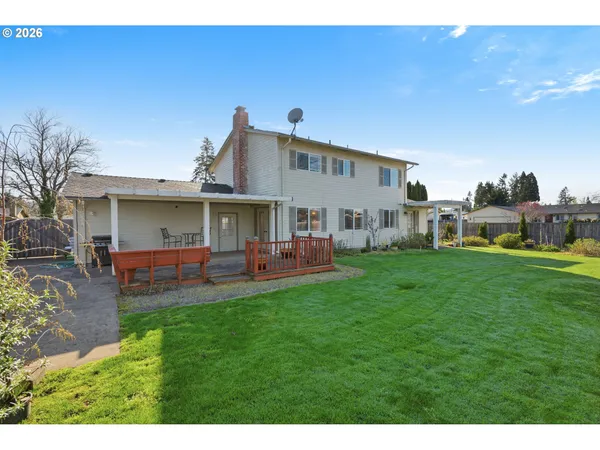 $658,000 | 2536 15th Street, Springfield, OR 97477