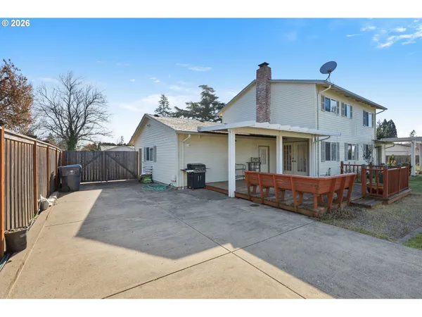 $658,000 | 2536 15th Street, Springfield, OR 97477