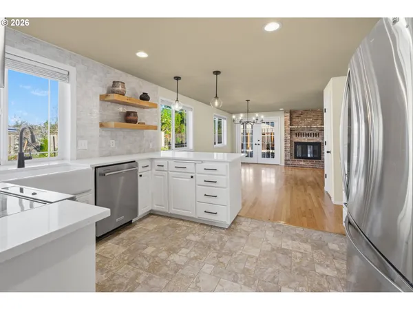 $658,000 | 2536 15th Street, Springfield, OR 97477