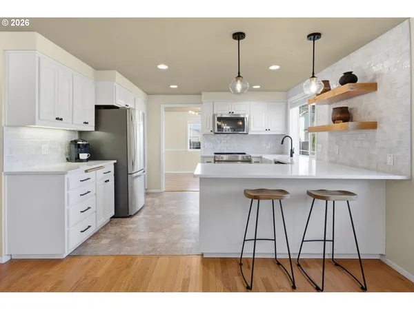 $658,000 | 2536 15th Street, Springfield, OR 97477