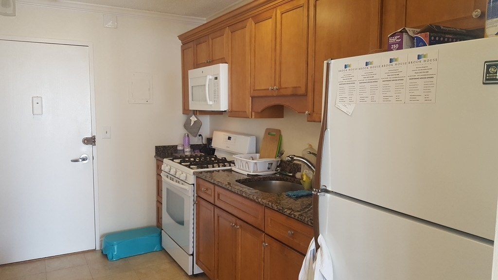 44 Washington Street, Unit 808 Brookline, MA 02445 - Photo 5 of 23