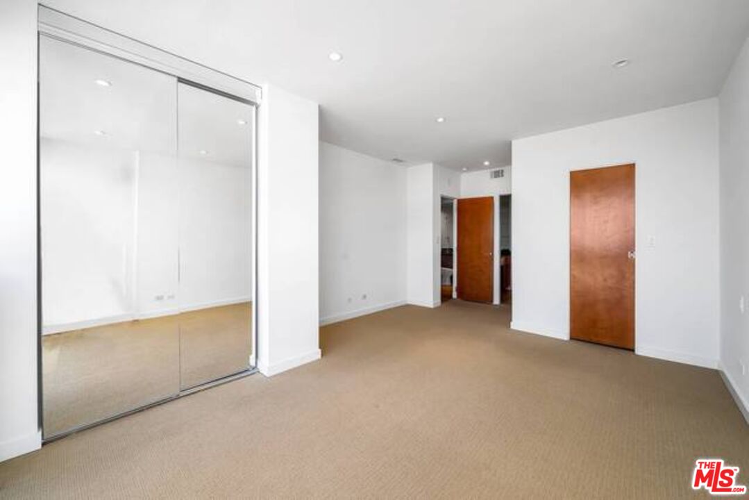 2220 Avenue Of The Stars, Unit 2004W Los Angeles, CA 90067 - Photo 15 of 25 a view of an empty room