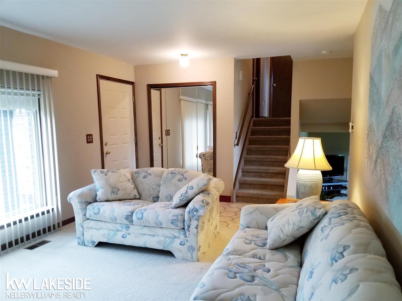 47416 Royal Road Macomb, MI 48044 - Photo 10 of 22 Gallery Image 10