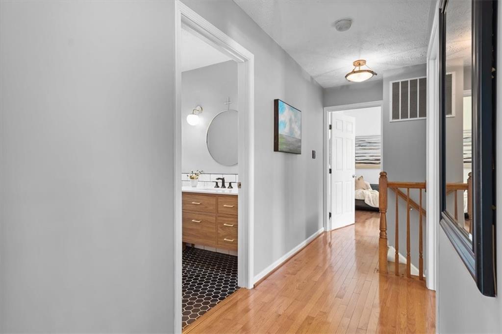 215 East Harbison Road Pittsburgh, PA 15205 - Photo 32 of 43 Gallery Image 32