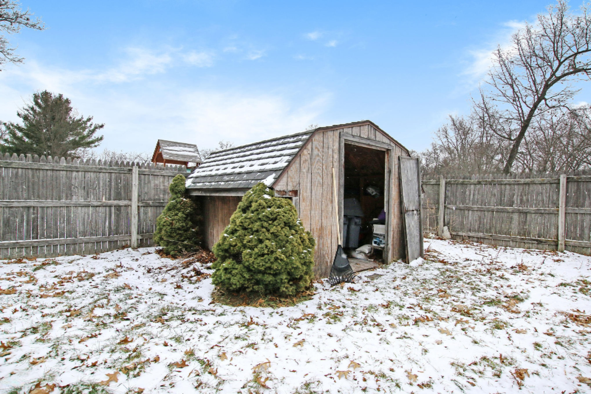 4512 Hall Road Muskegon, MI 49442 - Photo 31 of 36 Shed