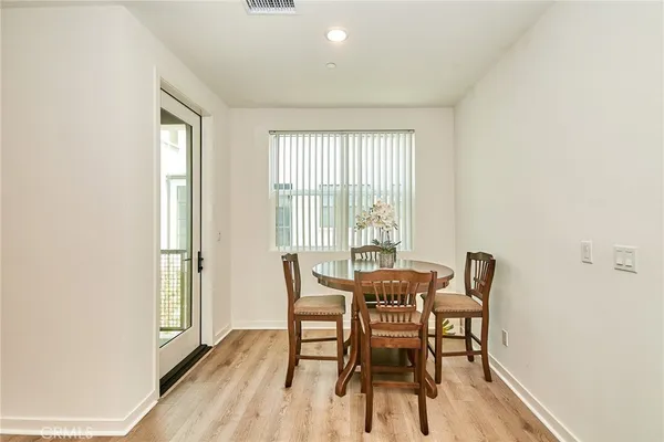 $628,000 | 944 Divino Privado North, Unit 59, Ontario, CA 91764