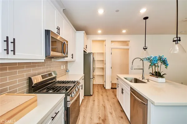 $628,000 | 944 Divino Privado North, Unit 59, Ontario, CA 91764