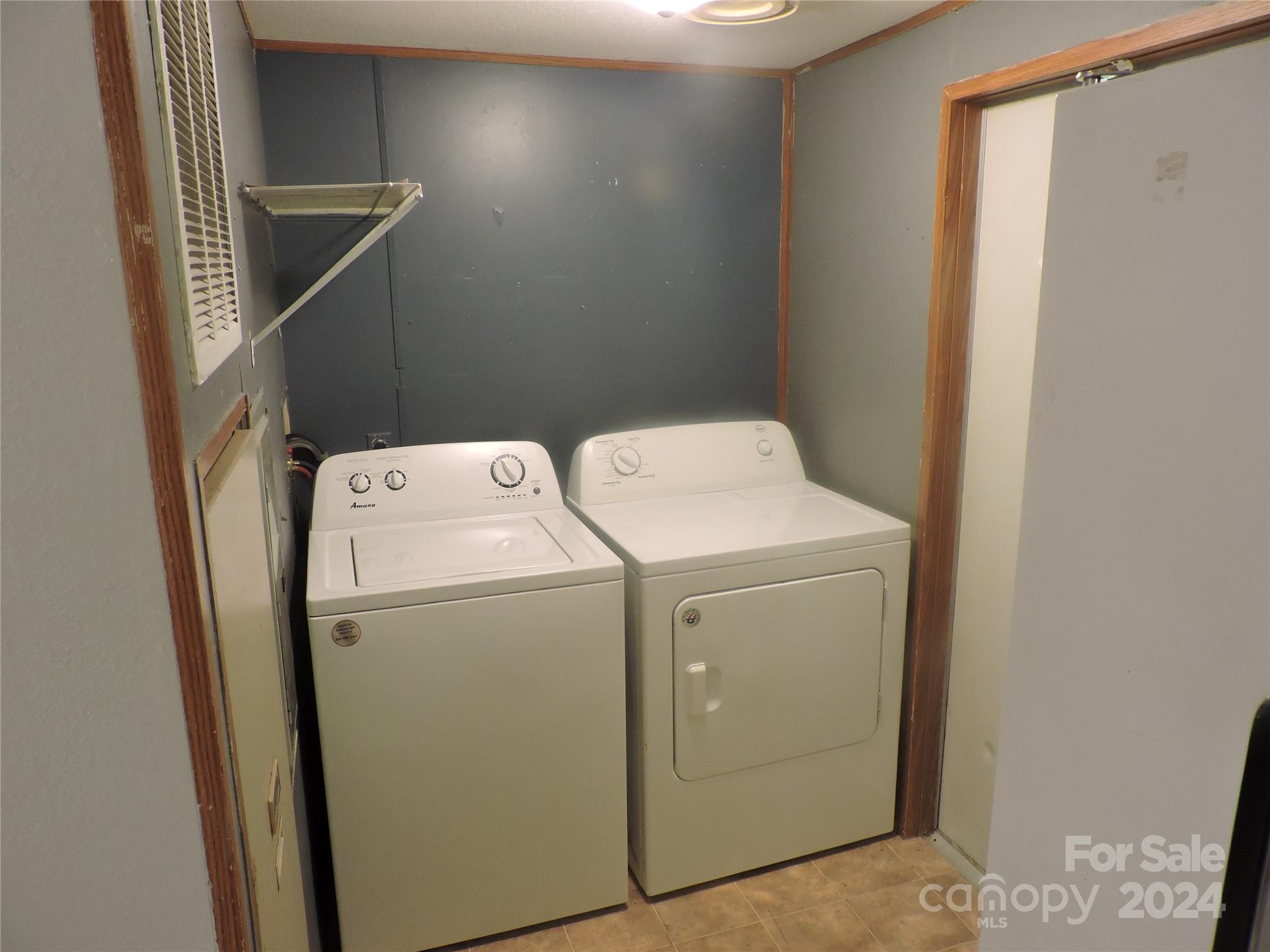 2271 Gouges Creek Road Spruce Pine, NC 28777 - Photo 18 of 37