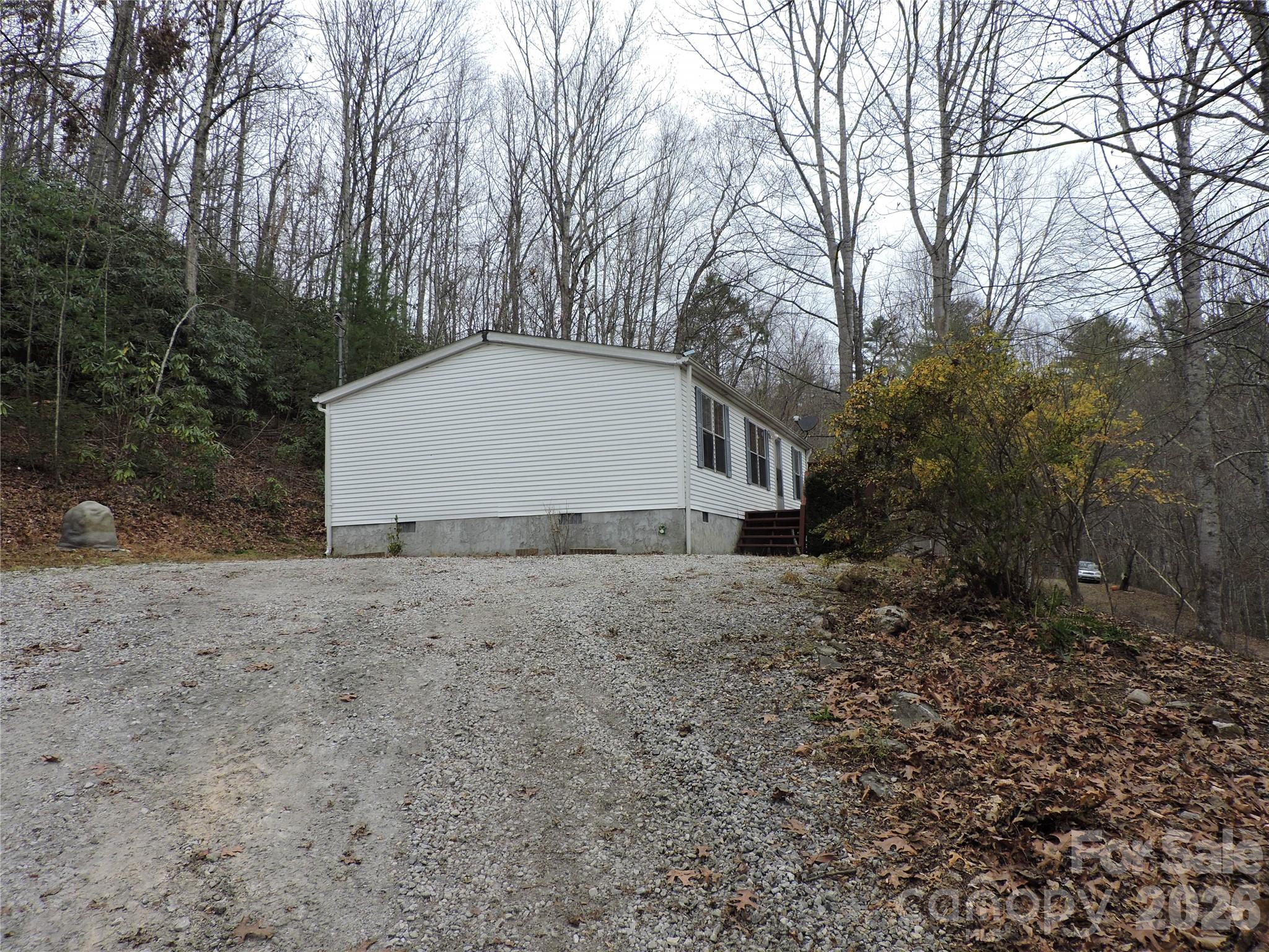 2271 Gouges Creek Road Spruce Pine, NC 28777 - Photo 29 of 37