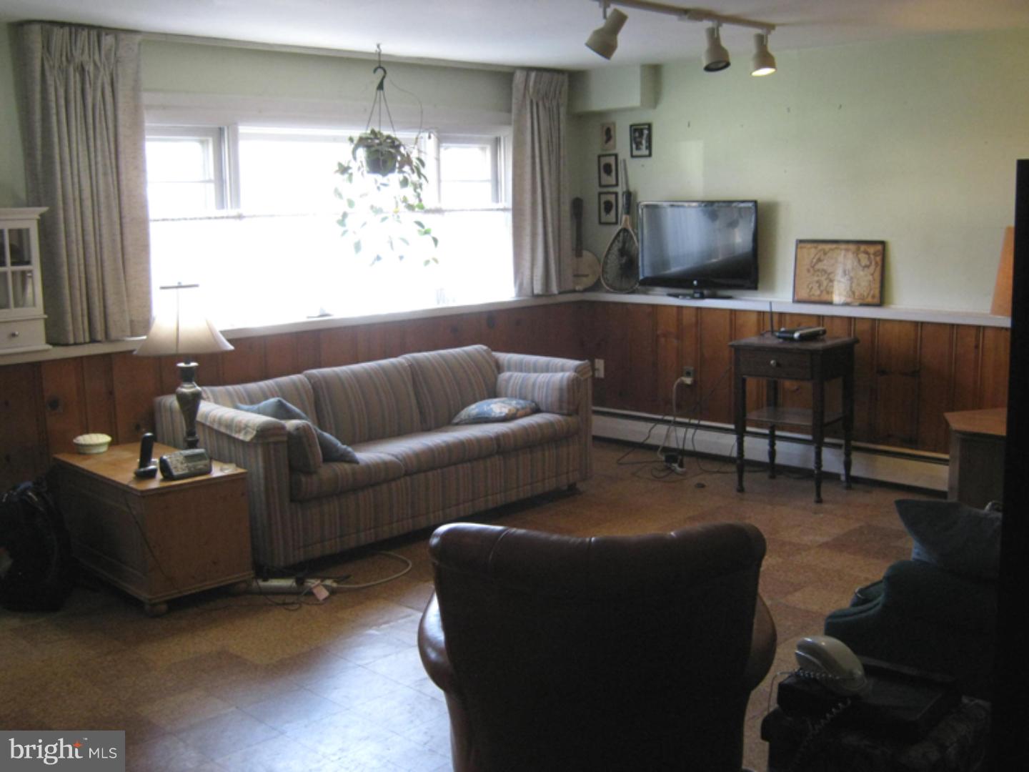 112 Bartholomew Road Berwyn, PA 19312 - Photo 8 of 8 Family Room