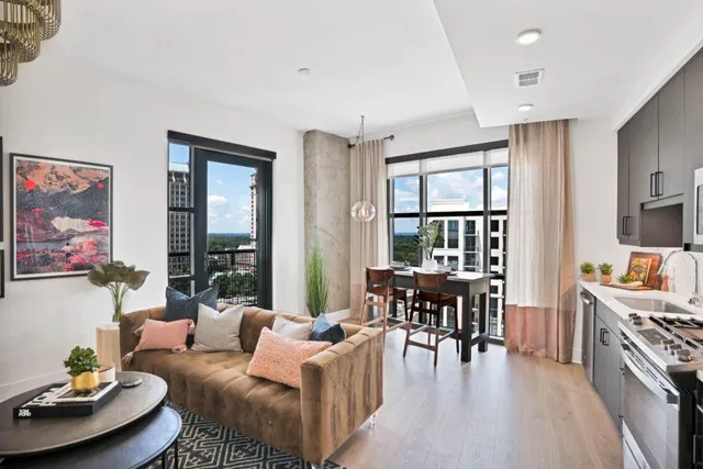 $4,212 | 3172 Roswell Road, Unit 1702, Atlanta, GA 30305