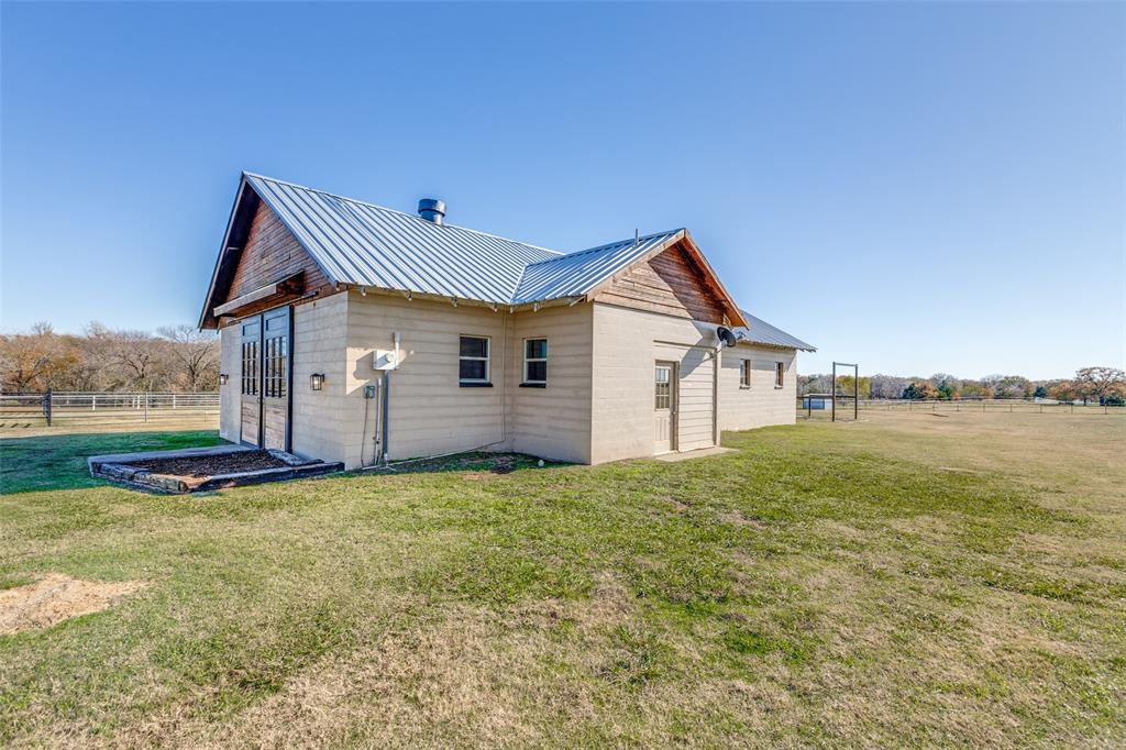11176 Merrill Road Pilot Point, TX 76258 - Photo 30 of 31