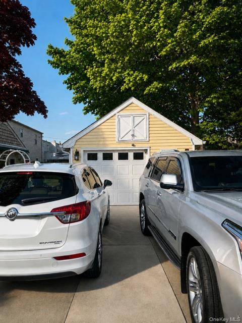 700 Sharon Road Copiague, NY 11726 - Photo 20 of 27 a view of a two chairs in the roof deck