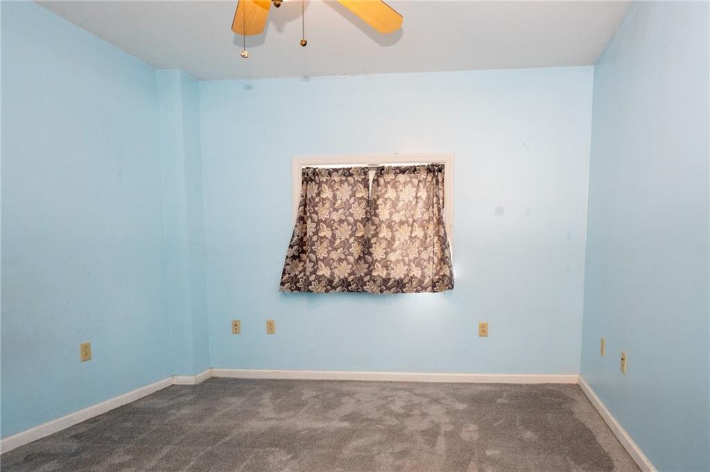 7324 Green Meadow Drive Imperial, PA 15126 - Photo 26 of 43 an empty room with a window