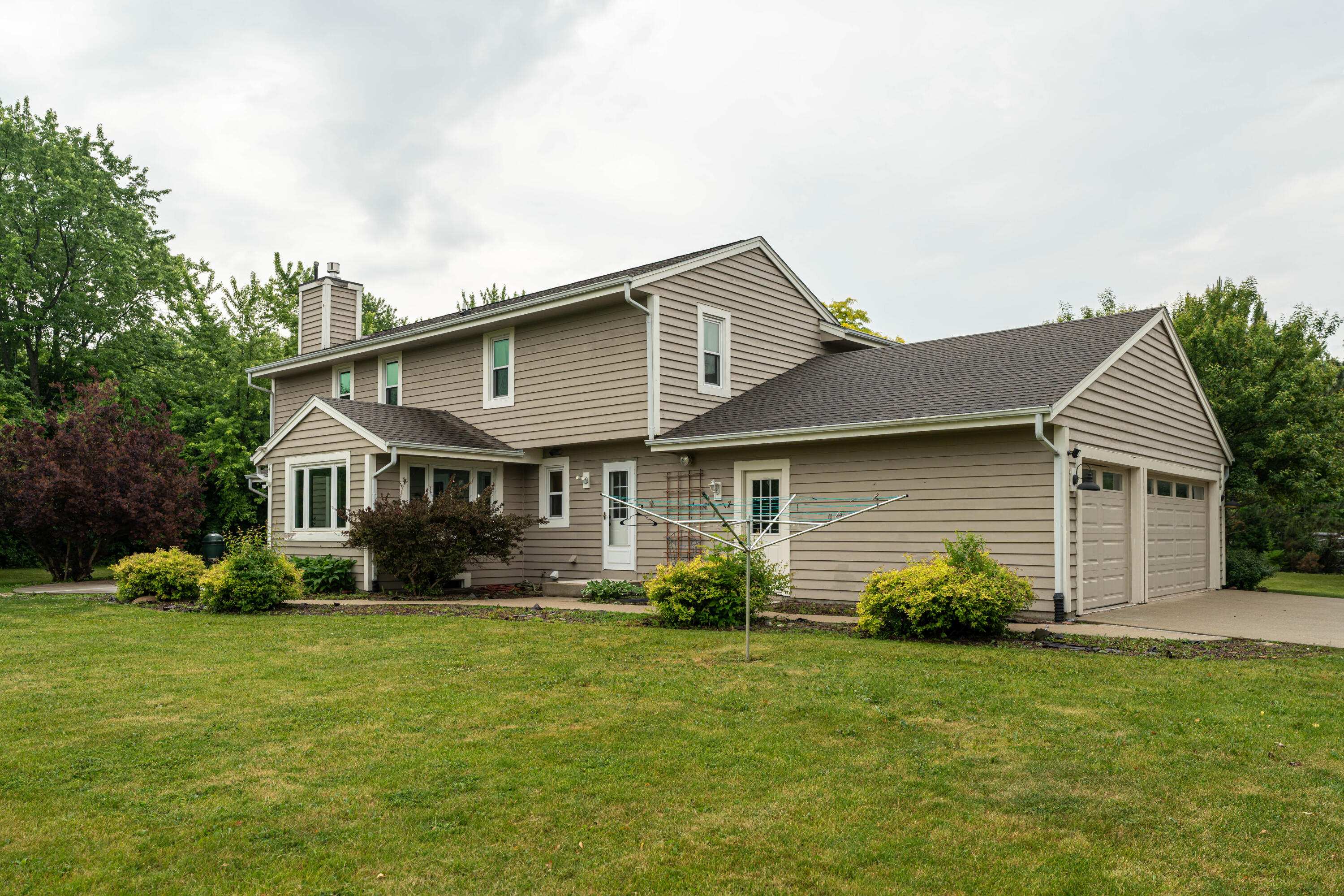 12918 Bell Road Caledonia, WI 53108 - Photo 44 of 61 Front of Home