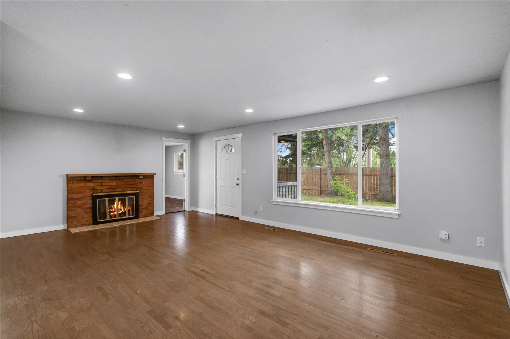 12115 Spanaway Loop Road South Tacoma, WA 98444 - Photo 32 of 40