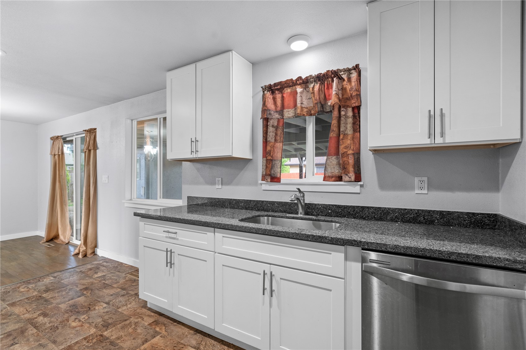 12115 Spanaway Loop Road South Tacoma, WA 98444 - Photo 8 of 40