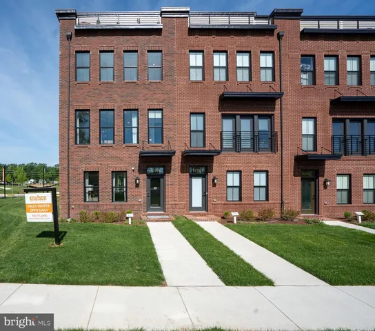 $874,470 | 42104 Hazel Grv Terrace, Ashburn, VA 20148