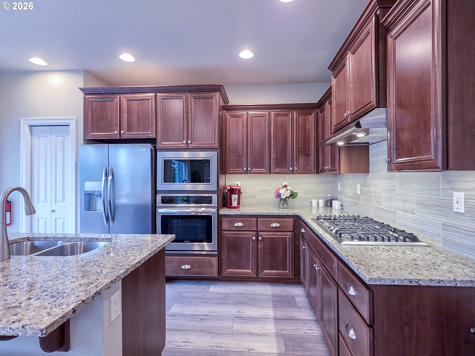 15566 Southwest Wren Lane Beaverton, OR 97007 - Photo 11 of 48