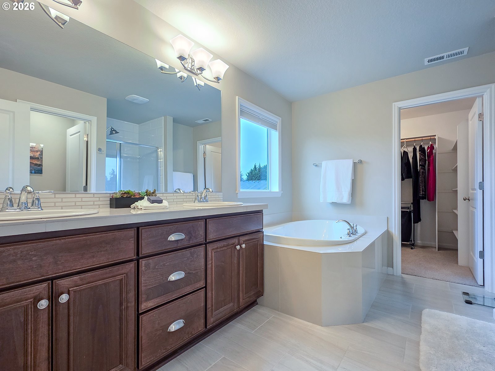 15566 Southwest Wren Lane Beaverton, OR 97007 - Photo 25 of 48