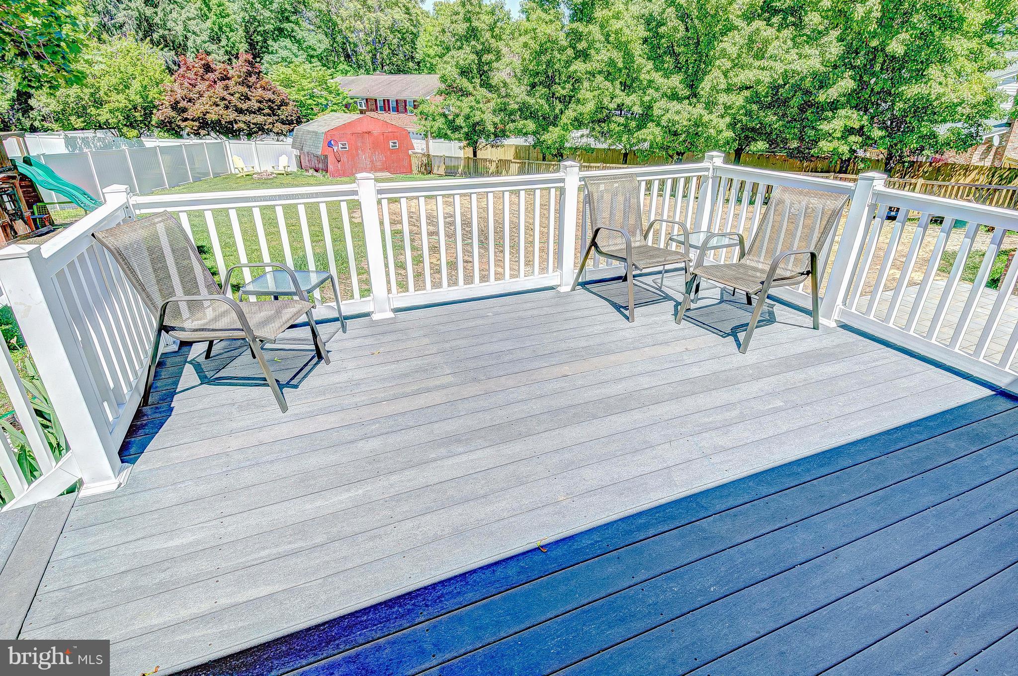 11805 Rivershore Drive Dunkirk, MD 20754 - Photo 21 of 26 Large composite decking off kitchen