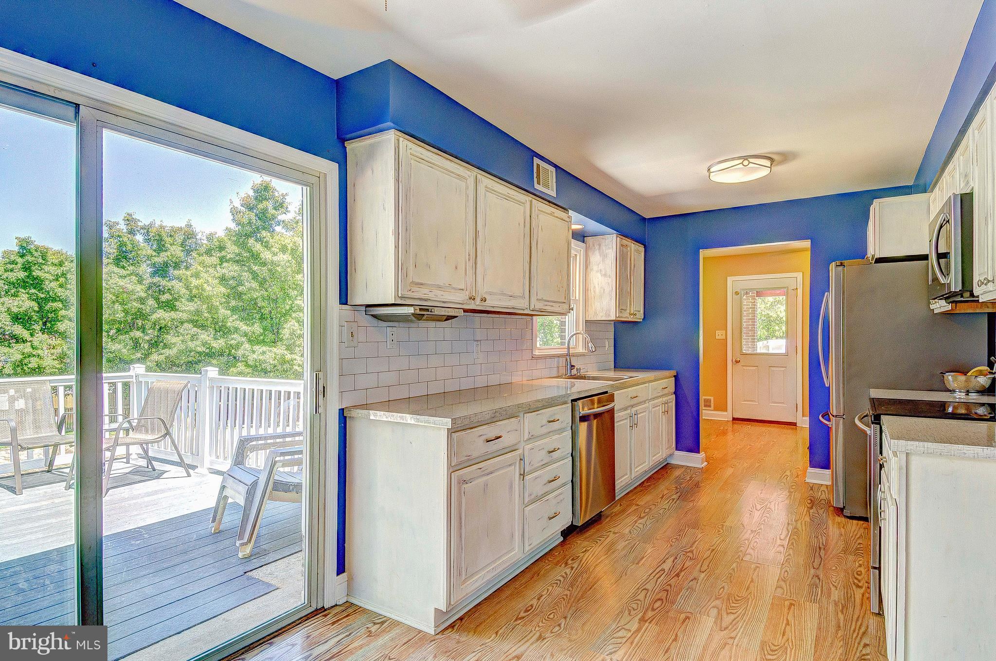 11805 Rivershore Drive Dunkirk, MD 20754 - Photo 4 of 26 Kitchen