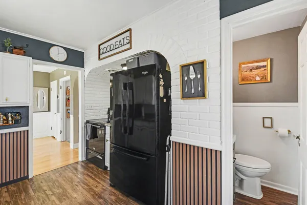 $275,000 | 301 3rd Avenue Southeast, Pipestone, MN 56164