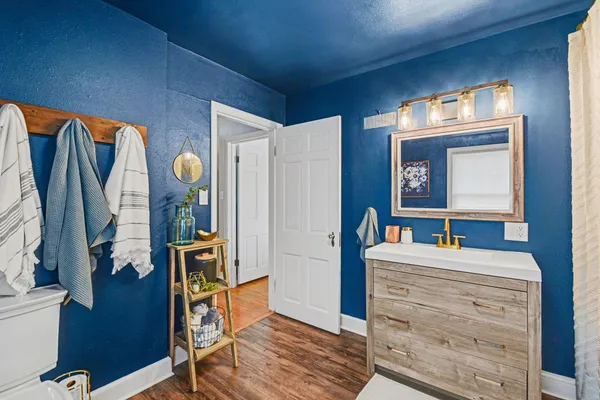 $275,000 | 301 3rd Avenue Southeast, Pipestone, MN 56164