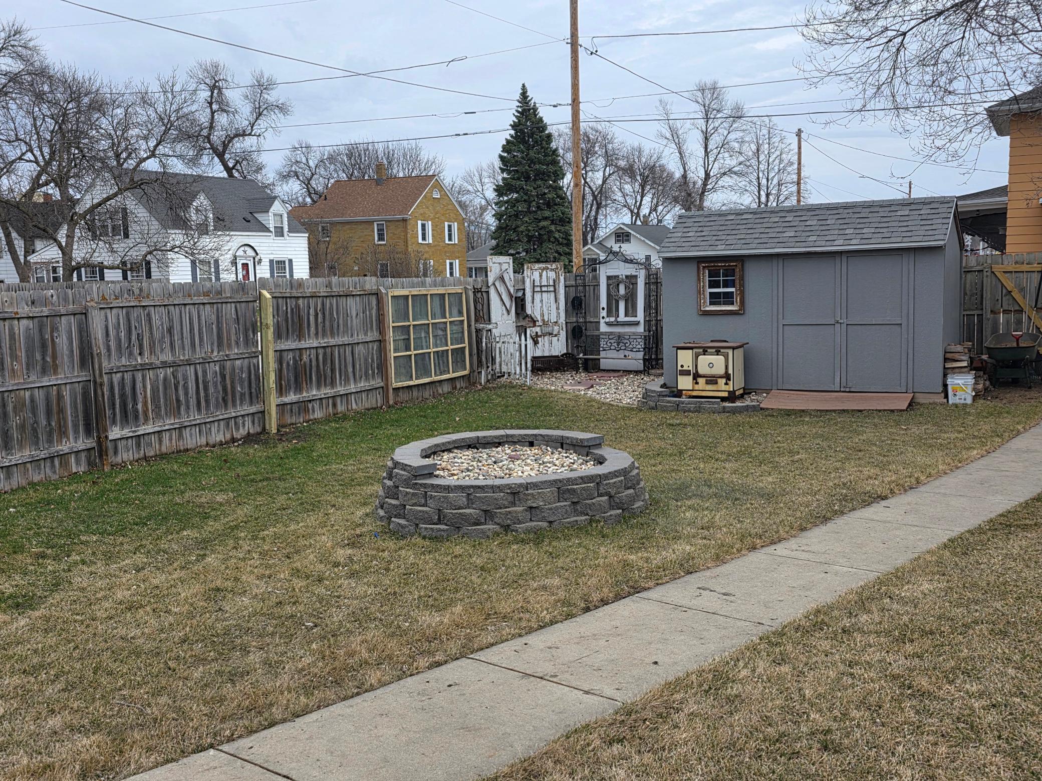 301 3rd Avenue Southeast Pipestone, MN 56164 - Photo 35 of 37