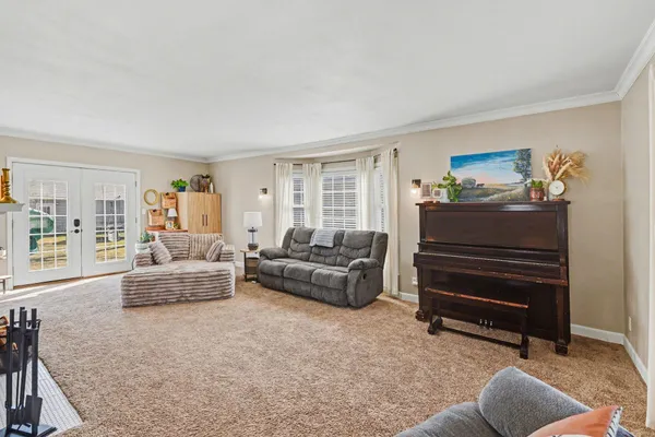 $275,000 | 301 3rd Avenue Southeast, Pipestone, MN 56164