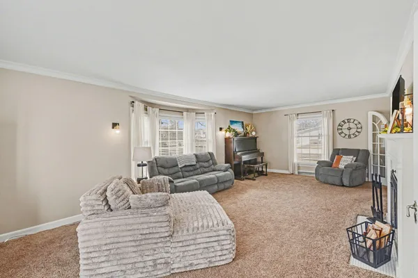 $275,000 | 301 3rd Avenue Southeast, Pipestone, MN 56164