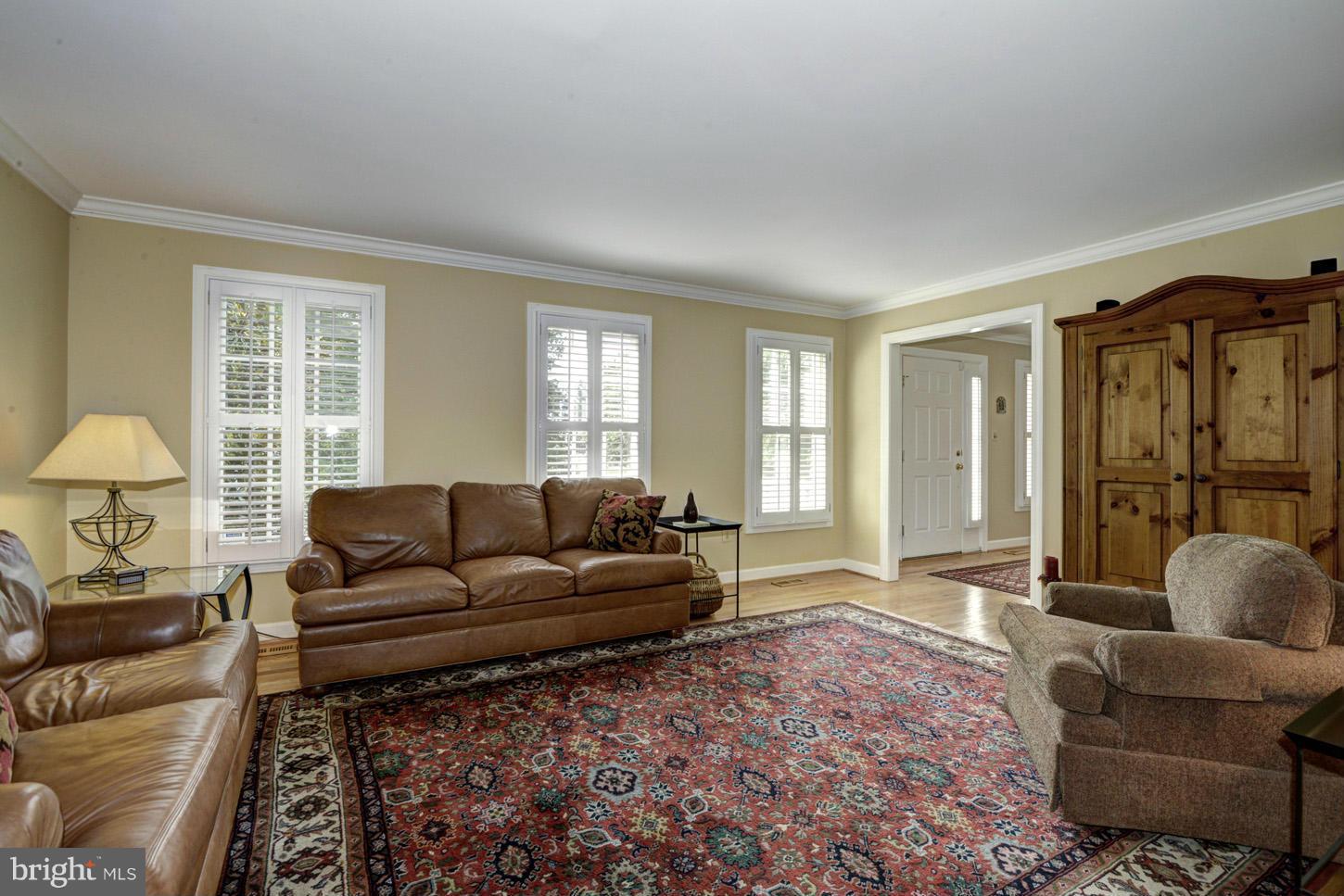8460 Roberts Road Ellicott City, MD 21043 - Photo 3 of 30 Living Room