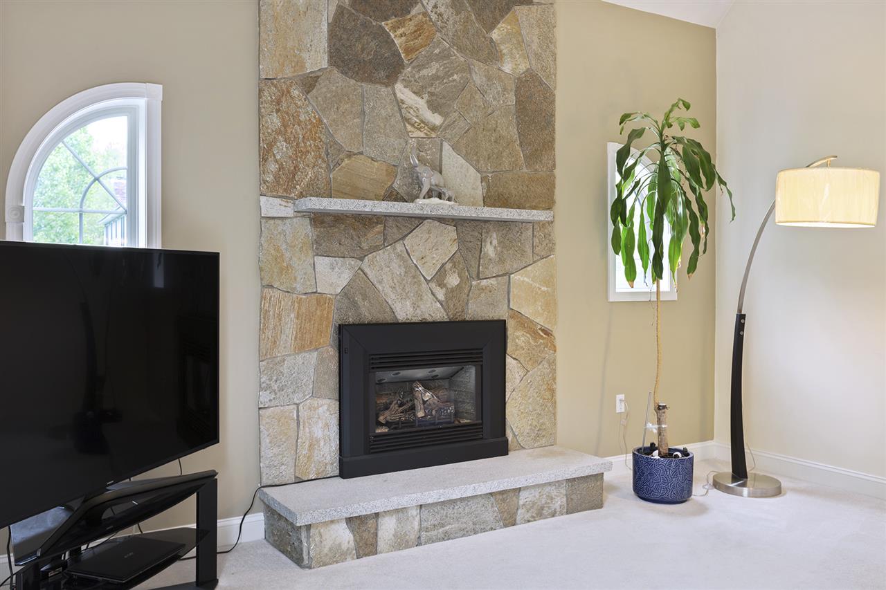 28 Grandview Road Windham, NH 03087 - Photo 14 of 40