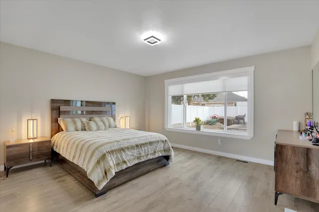 $446,700 | 11412 East 6th Avenue, Spokane Valley, WA 99206