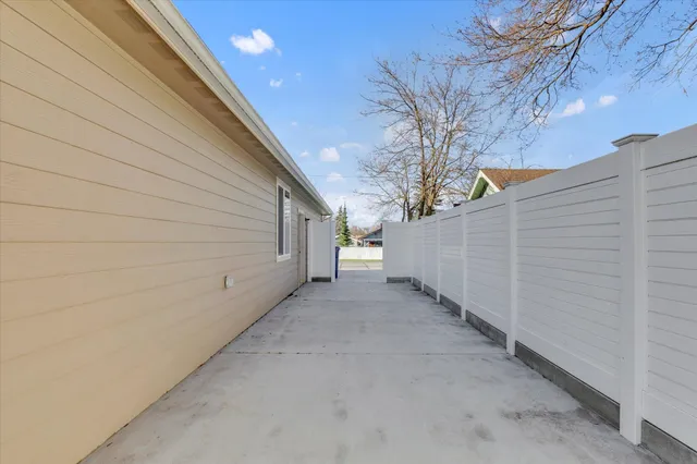 $446,700 | 11412 East 6th Avenue, Spokane Valley, WA 99206