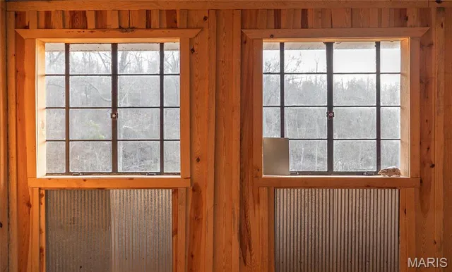 $185,000 | 382 State Hwy V, Steelville, MO 65566