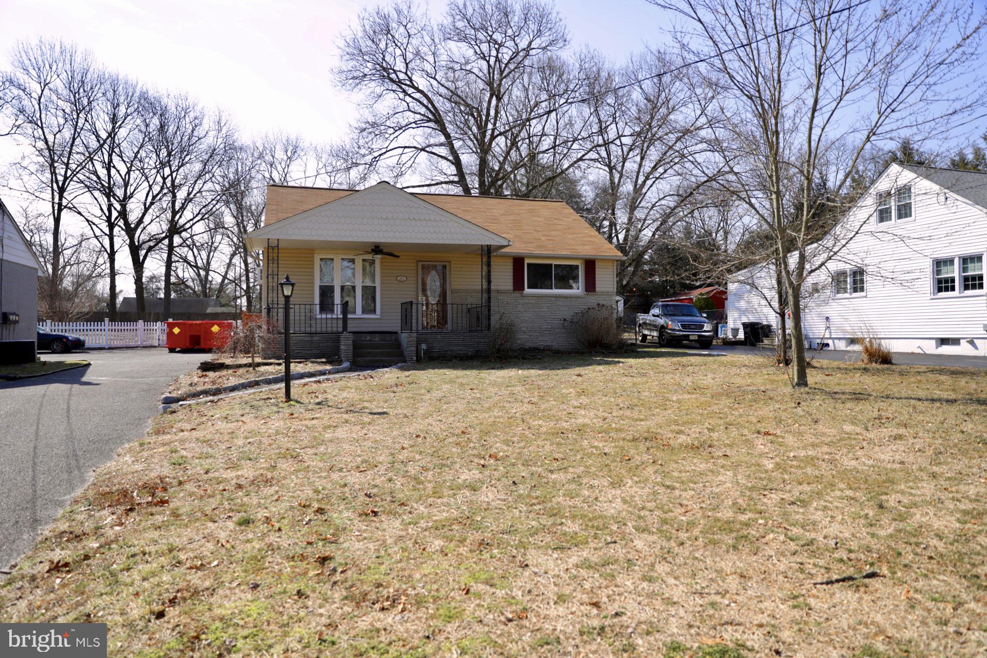 334 Ogden Road Wenonah, NJ 08090 - Photo 2 of 30 long driveway!
