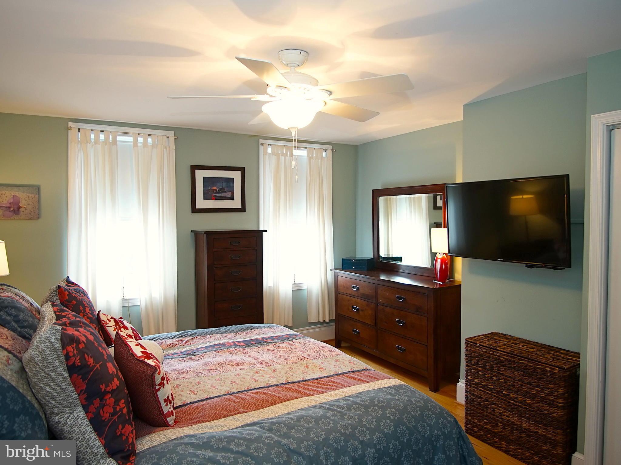 3736 Roland Avenue Baltimore, MD 21211 - Photo 14 of 30 Bedroom (Master)