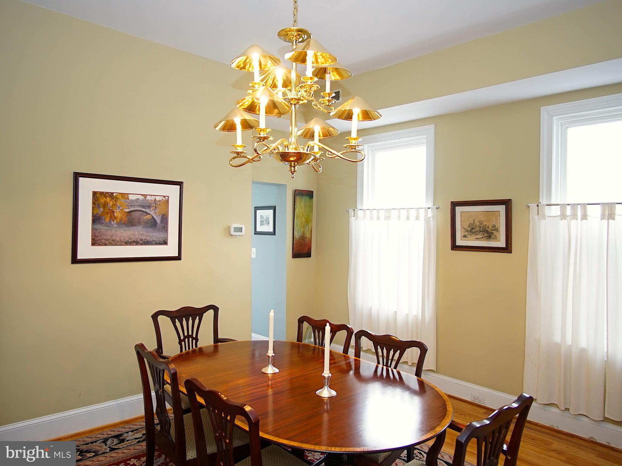 3736 Roland Avenue Baltimore, MD 21211 - Photo 8 of 30 Dining Room