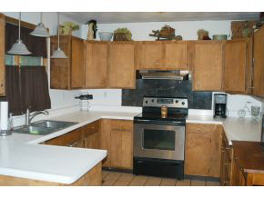 9773 East Dobson Road Bloomfield, IN 47424 - Photo 3 of 18 Gallery Image 3