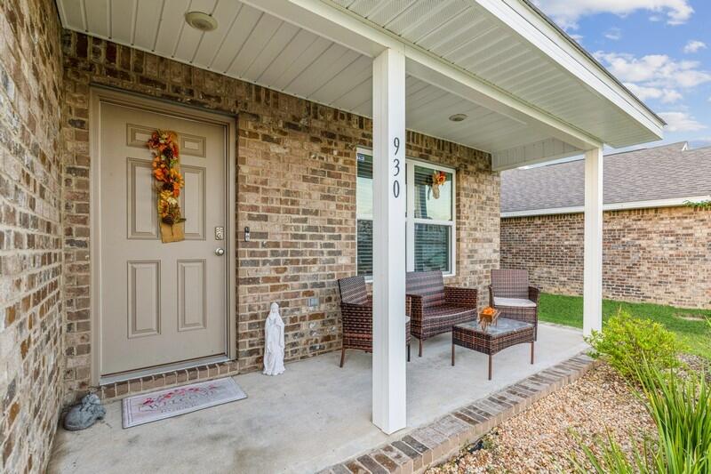 930 Merganser Way Crestview, FL 32539 - Photo 3 of 50 1E994A45-6509-4628-BA41-8128BD424D90