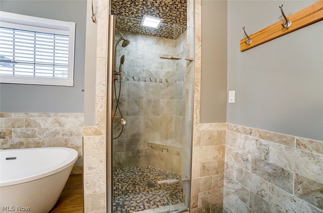 3170 Stewart Road Lima, OH 45801 - Photo 13 of 35 Walk in shower and soak tub