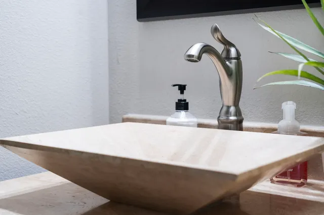 a close view of sink