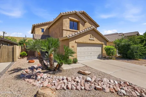 $575,000 | 3326 East Hononegh Drive, Phoenix, AZ 85050