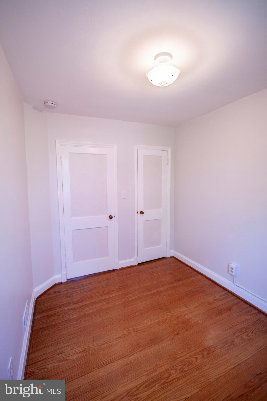 7225 Lanark Road Baltimore, MD 21212 - Photo 38 of 60 Bedroom #3 - closet and door to hallway
