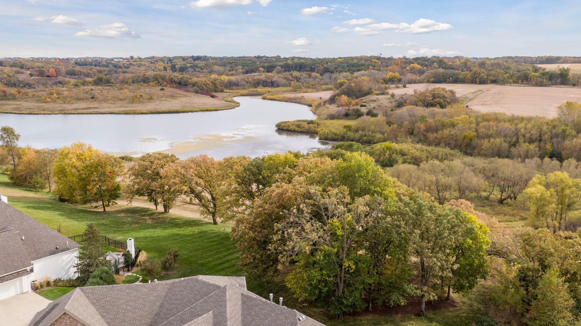 5435 Scenic View Drive Southwest Rochester, MN 55902 - Photo 9 of 92