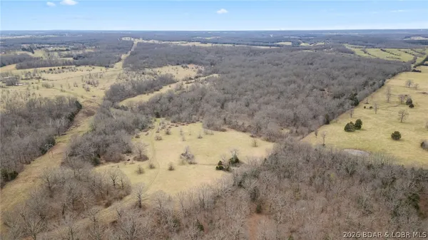 $1,224,000 | 181 Bennett Road, Stoutland, MO 65567