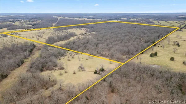 $1,224,000 | 181 Bennett Road, Stoutland, MO 65567